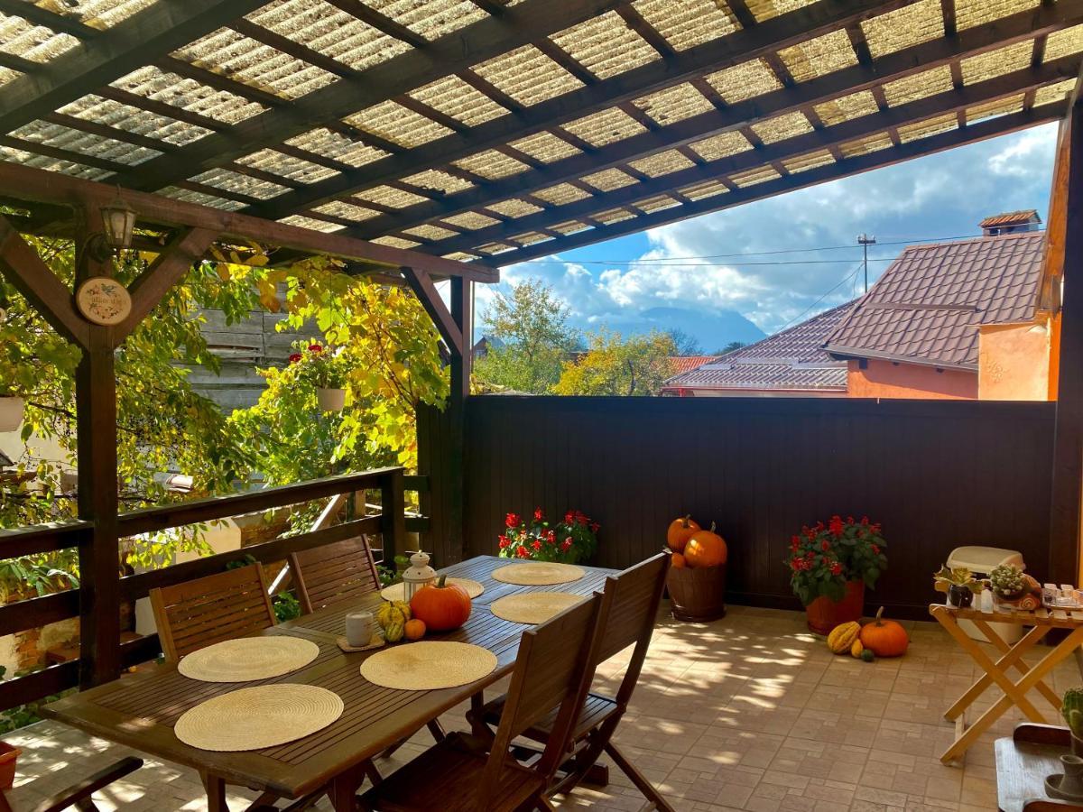 Victoria Gasthaus Rasnov - Charming Vacation House In Rasnov Exterior foto