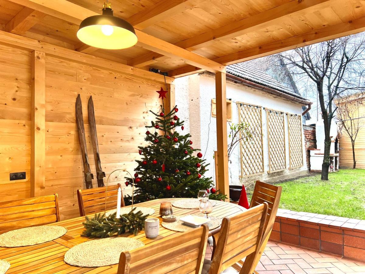 Victoria Gasthaus Rasnov - Charming Vacation House In Rasnov Exterior foto